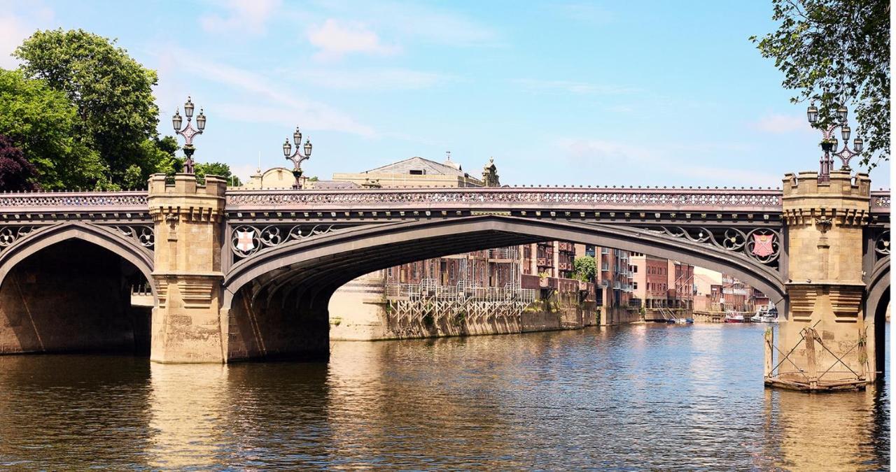 The Bishophill Gathering York - Sleeps Up To 12 Экстерьер фото